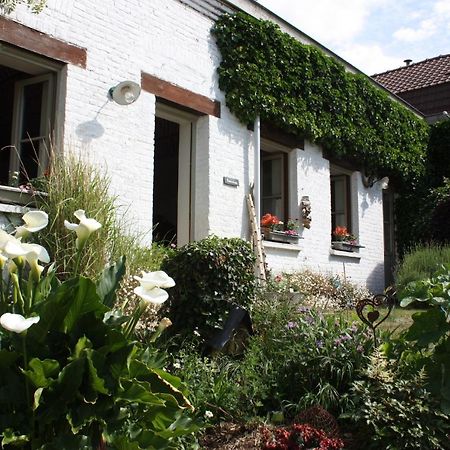 Bed and Breakfast L'Atterrissage Santes Exterior foto