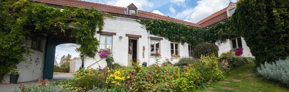 Bed and Breakfast L'Atterrissage Santes Exterior foto